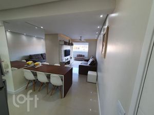 Image 4 - 929796