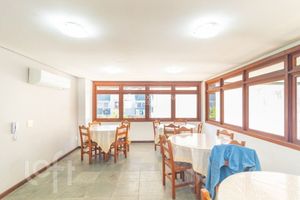 Image 34 - 929797