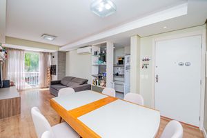 Image 1 - 929815