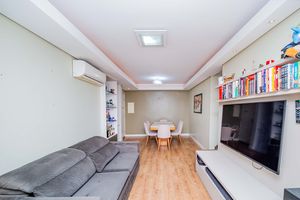 Image 3 - 929815