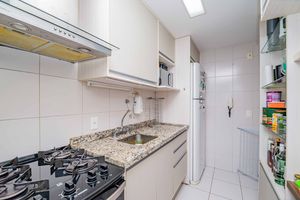 Image 29 - 929815