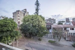 Image 21 - 929822