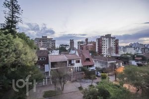 Image 30 - 929822