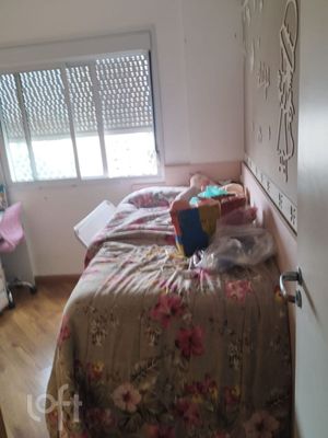 Image 7 - 929823