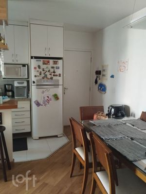 Image 1 - 929823