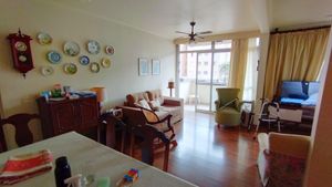 Image 3 - 929853