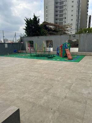 Image 29 - 929887