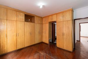 Image 13 - 929891