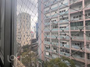 Image 16 - 929892