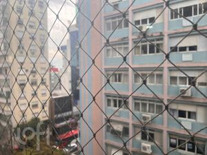 Image 13 - 929892