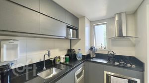 Image 8 - 929896