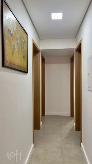 Image 11 - 929896