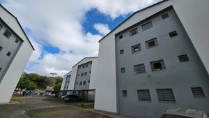 Image 7 - 929933