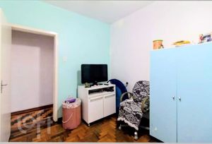 Image 7 - 929938
