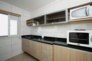 Image 3 - 929952
