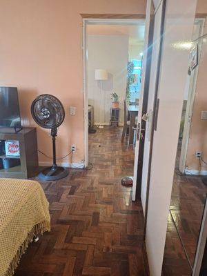 Image 7 - 929955