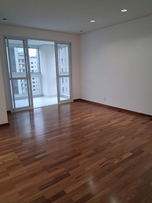 Image 7 - 929973