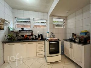Image 5 - 929975