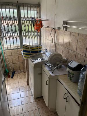 Image 7 - 929980