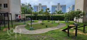 Image 9 - 929986