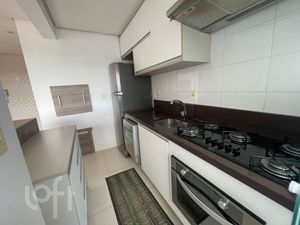 Image 4 - 929989