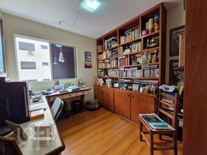 Image 30 - 929992