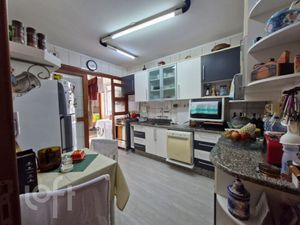Image 1 - 929992