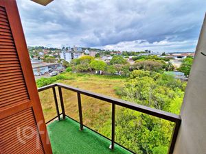 Image 8 - 929996