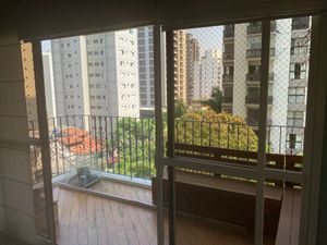Image 4 - 930005