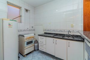 Image 16 - 930014