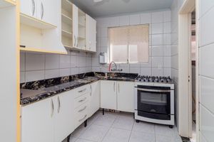 Image 20 - 930076