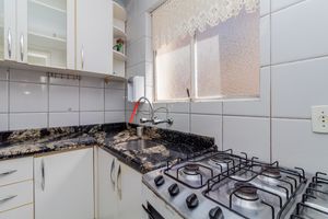 Image 19 - 930076