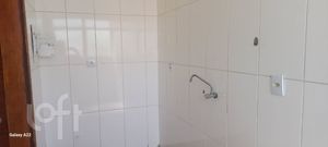 Image 3 - 930102