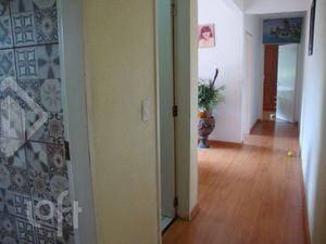 Image 8 - 930114
