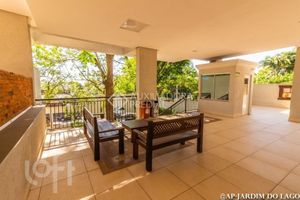 Image 19 - 930116