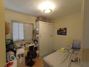 Image 6 - 930125