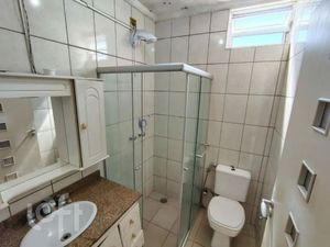 Image 18 - 930135