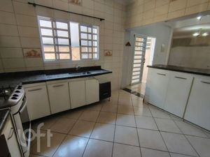 Image 3 - 930135