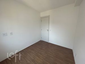 Image 21 - 930137