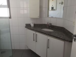 Image 6 - 930139