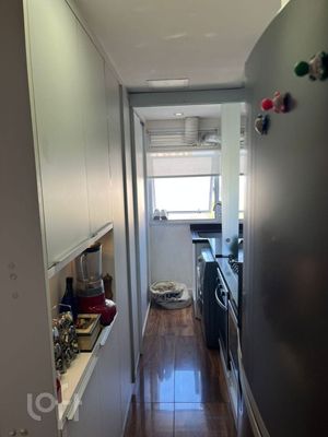 Image 6 - 930148