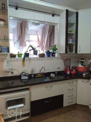 Image 3 - 930155