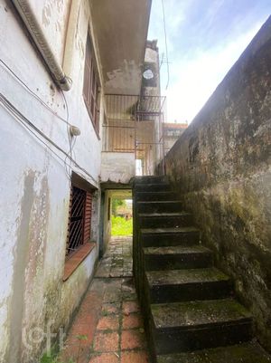 Image 9 - 930157