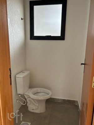 Image 8 - 930164