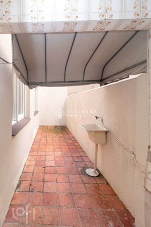 Image 12 - 930191
