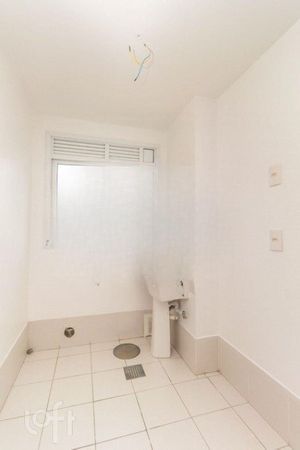Image 17 - 930201