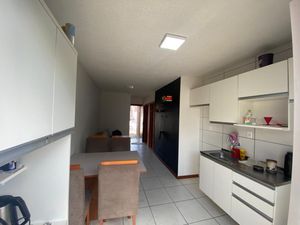 Image 5 - 930277
