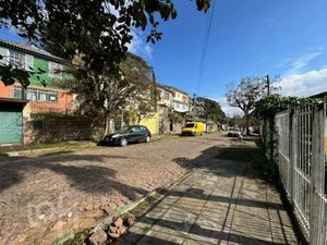 Image 3 - 930296