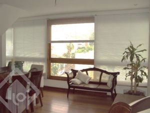 Image 3 - 930339