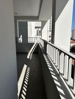 Image 3 - 930345